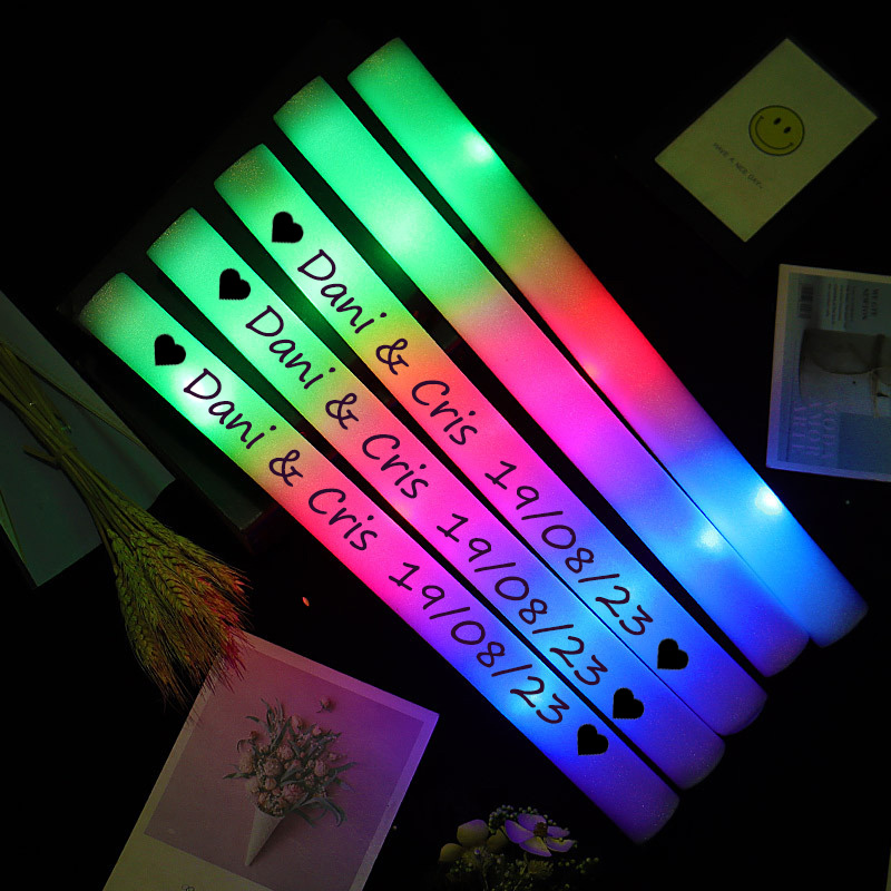 Glow In The Dark Party Glasses - 12/30/60Pcs LED Glow Sticks จํานวนมากที่มีสีสัน RGB